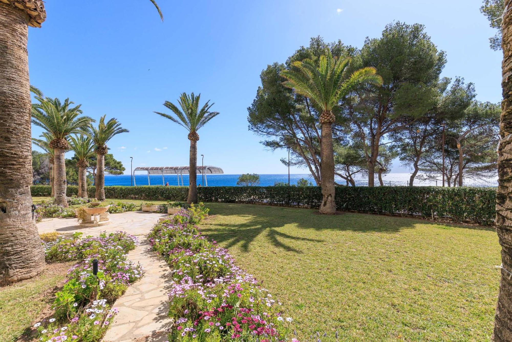 Rentalmar Bahia Palace Miami Playa Екстериор снимка